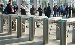Tripody stadionowe Kerberos 